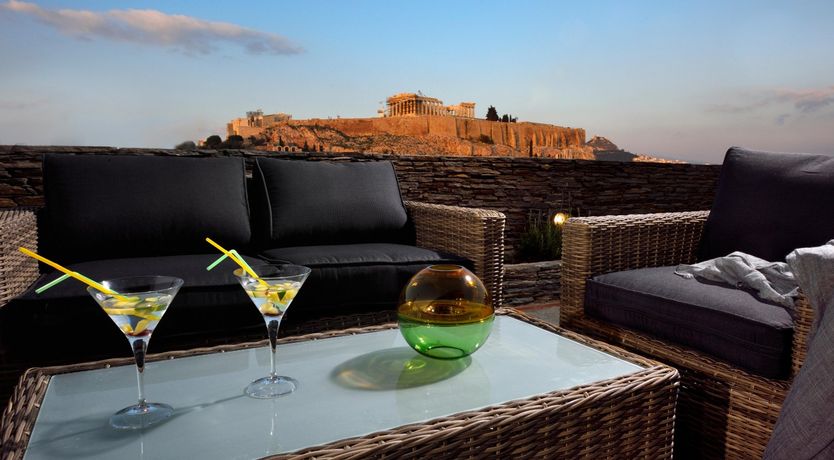 Photo of Under The Eye of The Parthenon