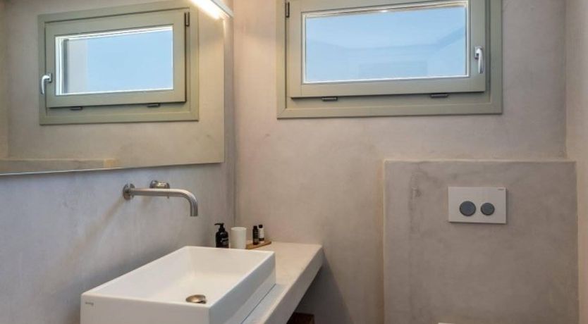 Photo of Ode To The Blue Ocean