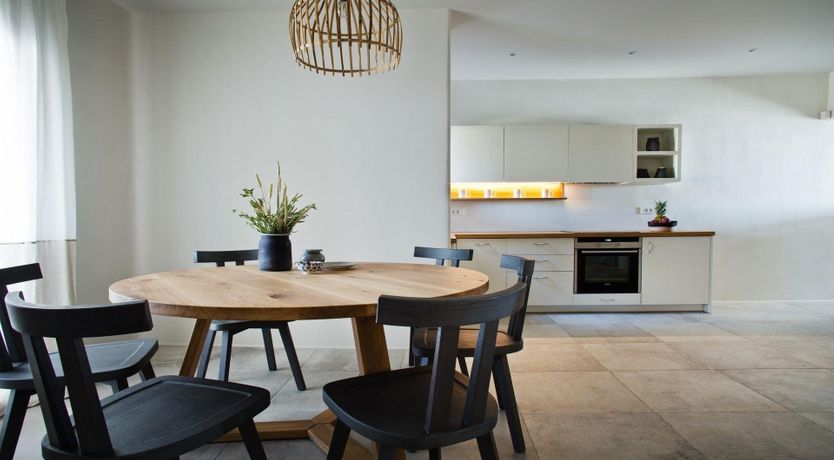 Photo of Away With the Wind