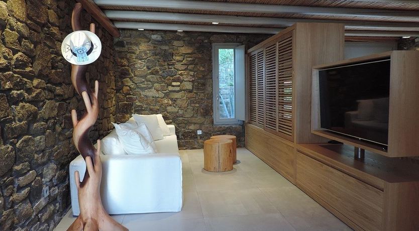 Photo of Hedonist's Rest