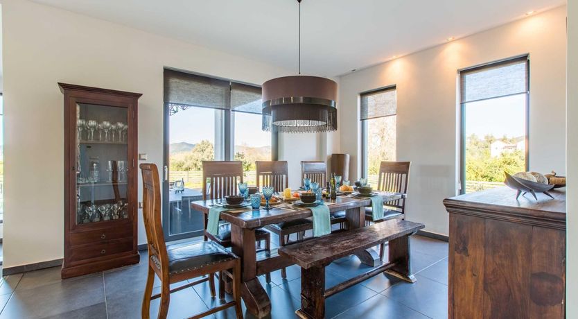 Photo of Eloquent Orator