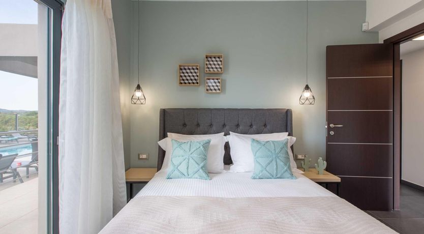 Photo of Eloquent Orator