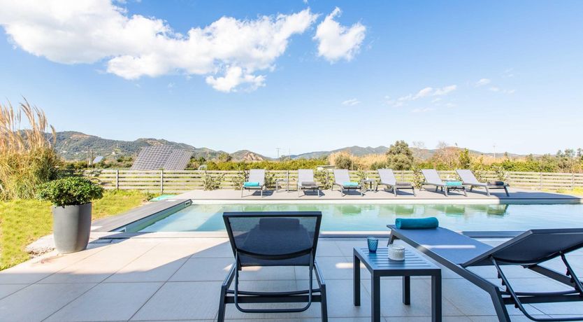 Photo of Eloquent Orator