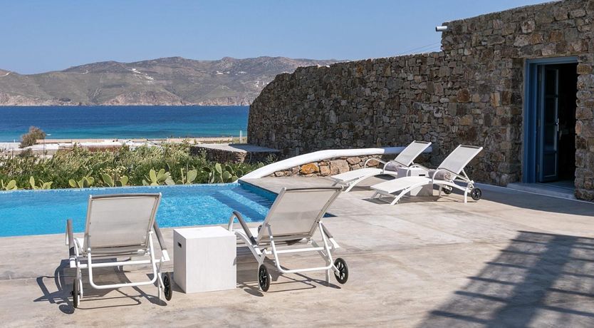 Photo of Laurel Wreath