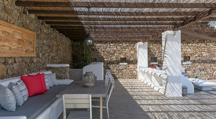 Photo of Laurel Wreath