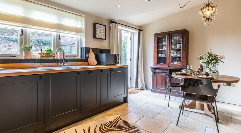 Photo of 1 Bed in Moreton -in- Marsh