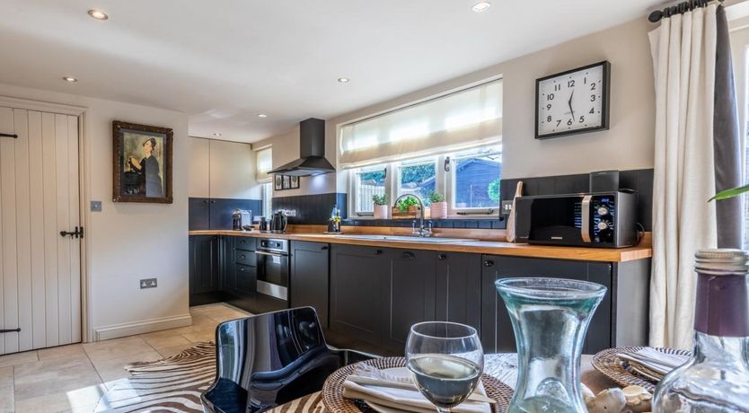Photo of 1 Bed in Moreton -in- Marsh