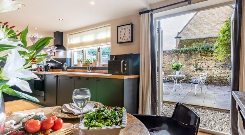 Photo of 1 Bed in Moreton -in- Marsh
