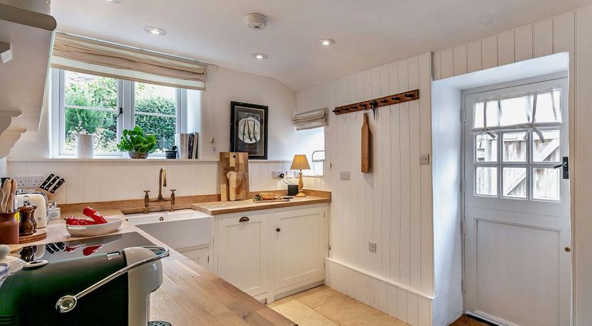 Photo of 1 Bed in Whichford