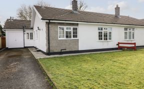 Photo of 13 Lyndhurst Avenue