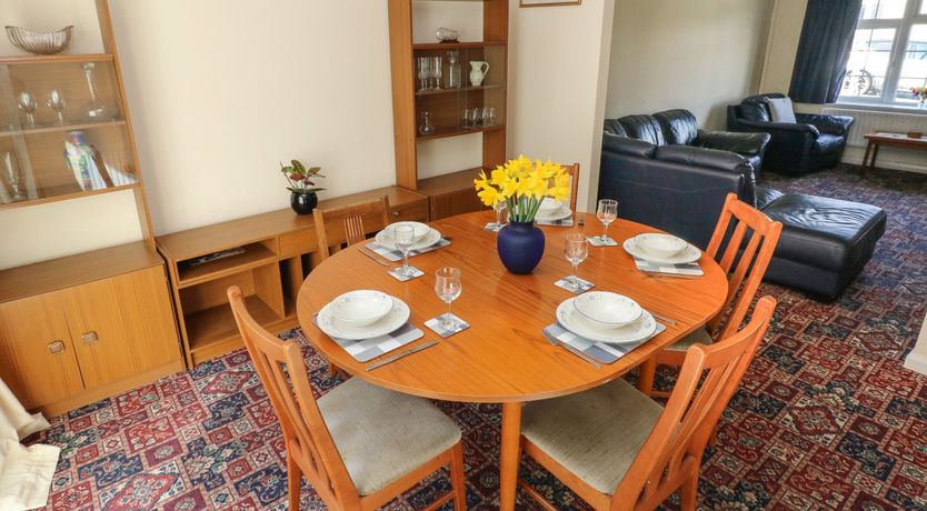 Photo of 13 Lyndhurst Avenue