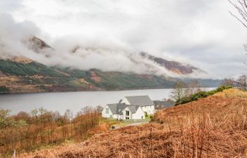 Lochy Lookout Holiday Cottage