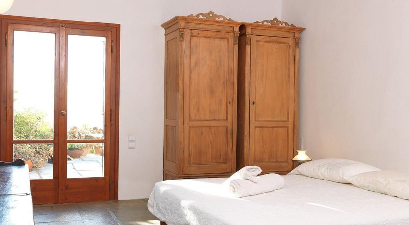 Photo of The Potter's Wheel