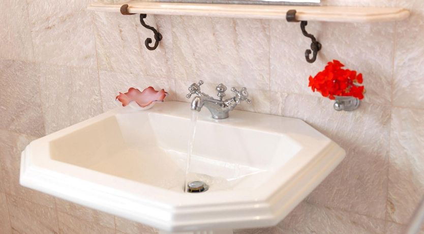 Photo of The Potter's Wheel