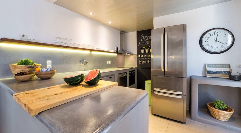 Photo of Swaying Waves