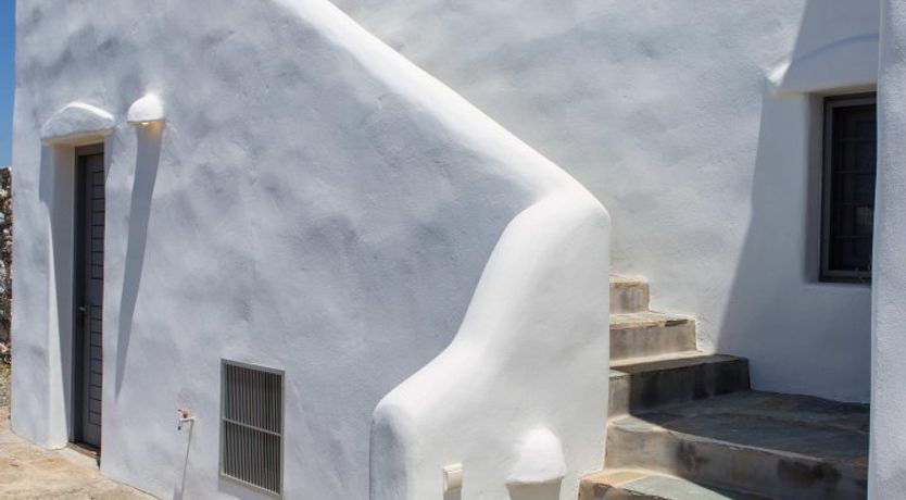 Photo of Swaying Waves