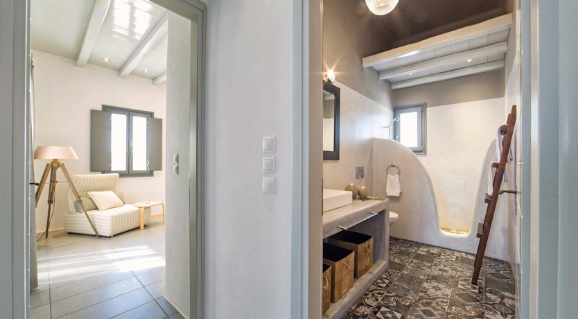 Photo of Swaying Waves