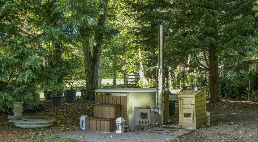 Photo of The Two Friars