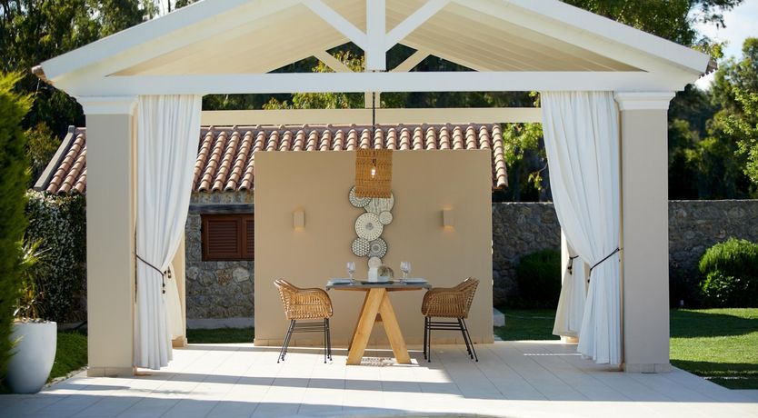 Photo of Jasmine & Glory