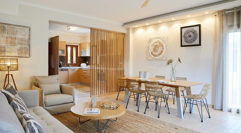 Photo of Jasmine & Glory