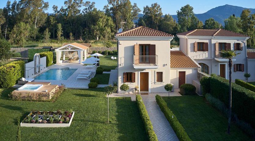 Photo of Jasmine & Glory