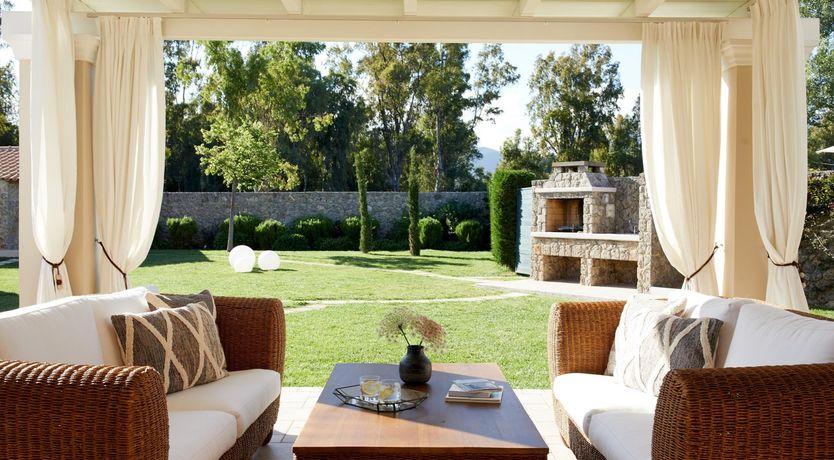 Photo of Jasmine & Glory