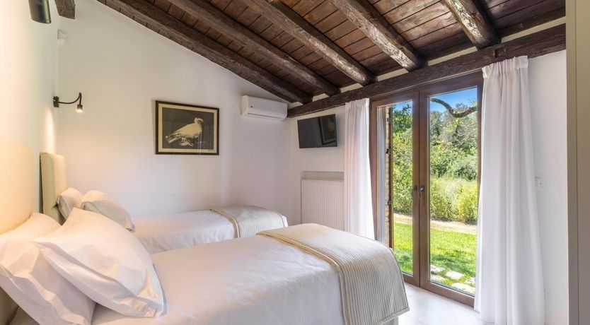 Photo of Two of Diamonds