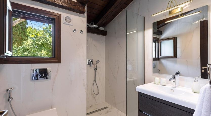 Photo of Two of Diamonds