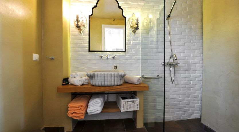 Photo of Bougainvilleas Villa