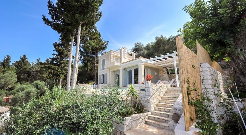 Photo of Bougainvilleas Villa