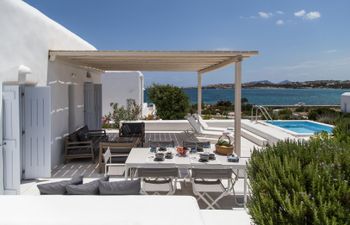 Cycladic Sparkle Villa