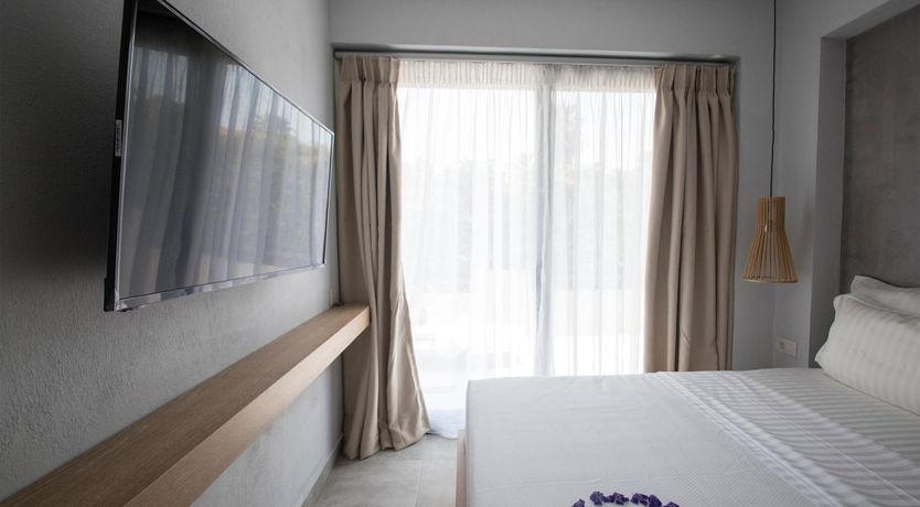 Photo of Violet Petals