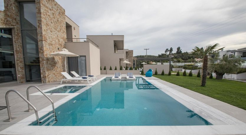 Photo of Violet Petals