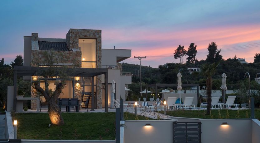 Photo of Violet Petals