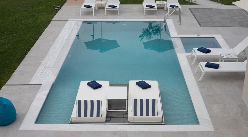 Photo of Violet Petals