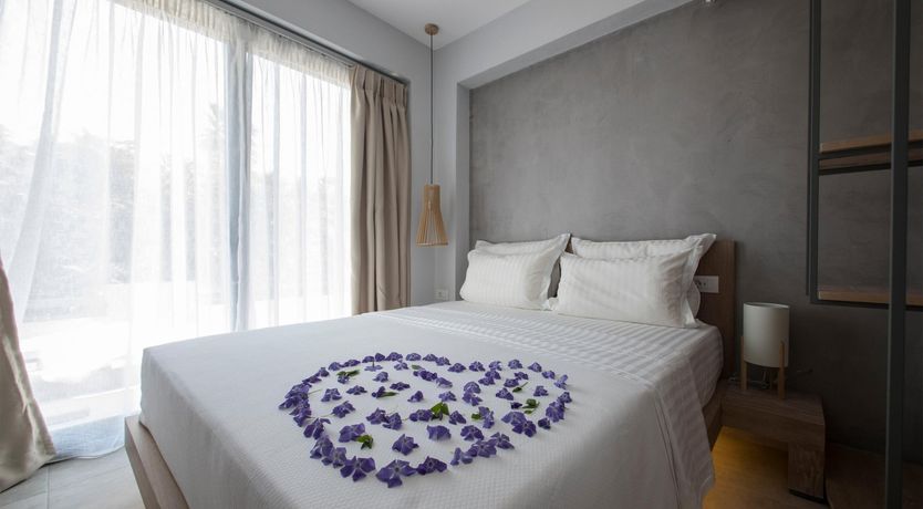 Photo of Violet Petals