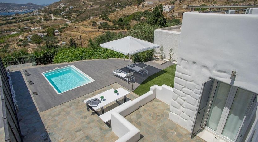 Photo of Watching the Ships Roll In