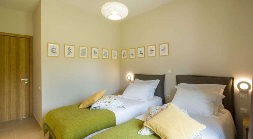 Photo of The Siren's Shanty