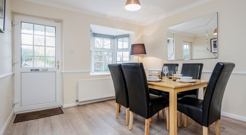 Photo of Ebony & Ivory