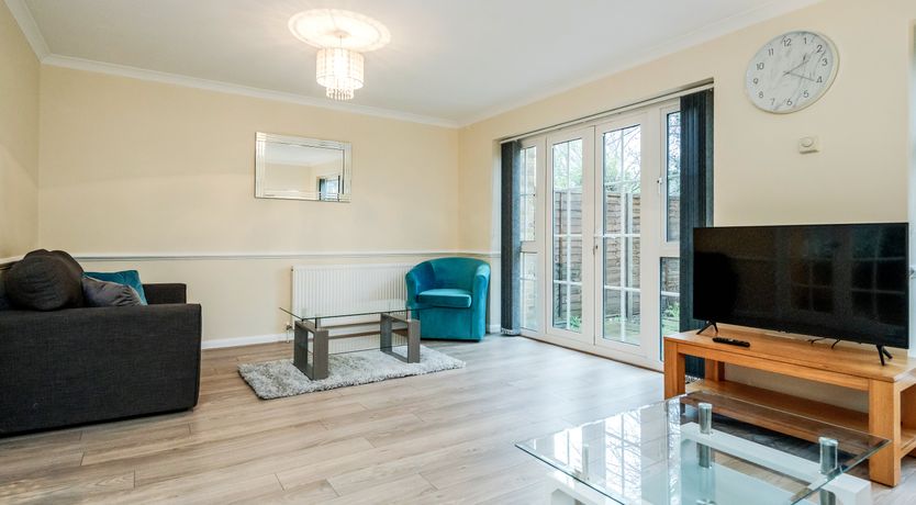 Photo of Ebony & Ivory