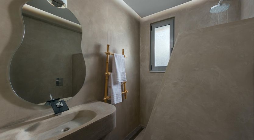 Photo of Barefoot To The Shore