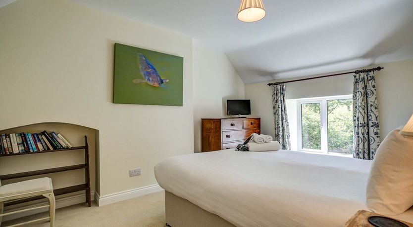 Photo of The Morris Dancer