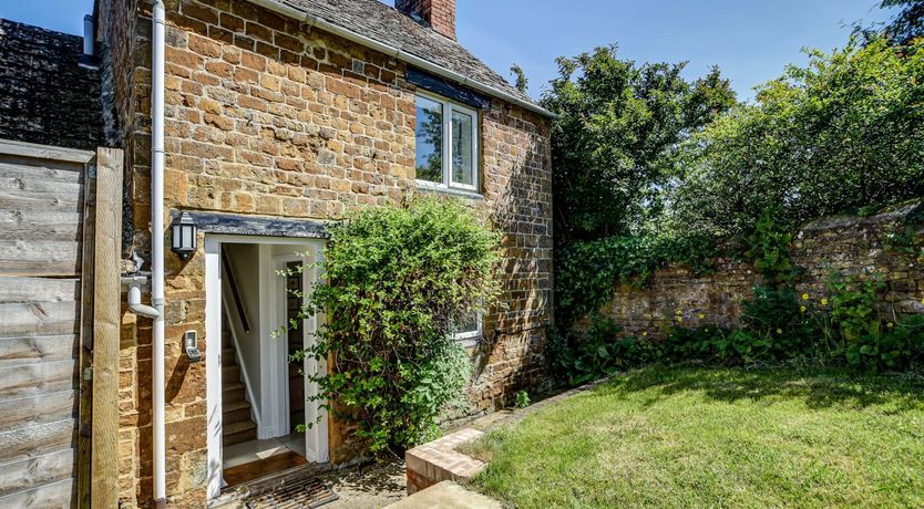 Photo of The Morris Dancer