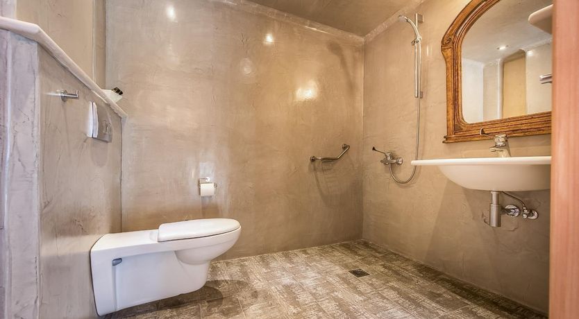 Photo of Halcyon Seas