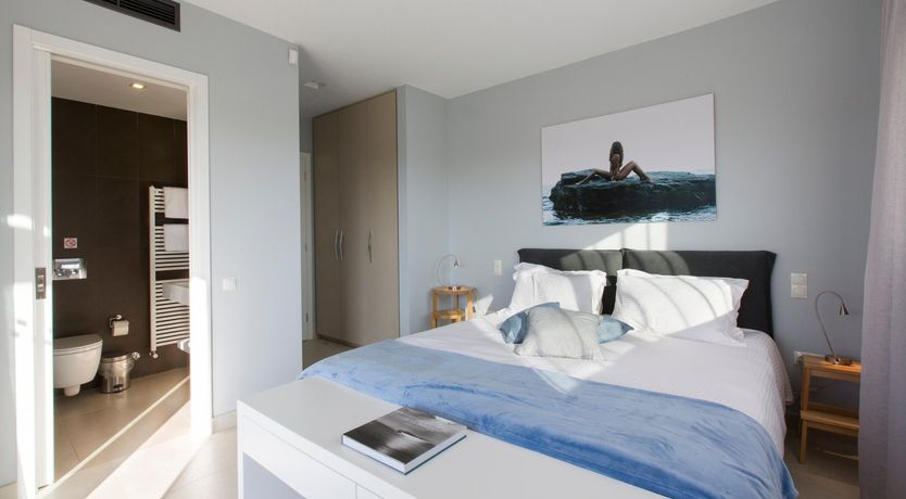 Photo of The Undiscovered Shore