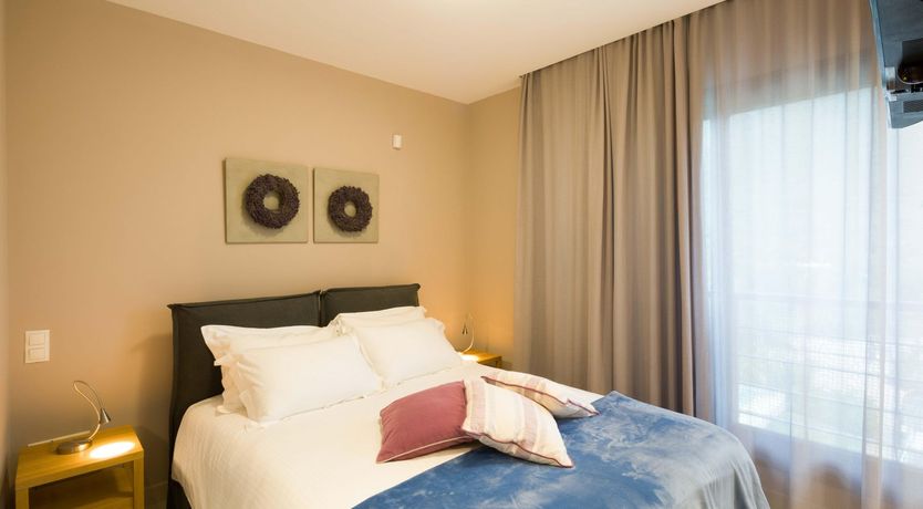 Photo of The Undiscovered Shore