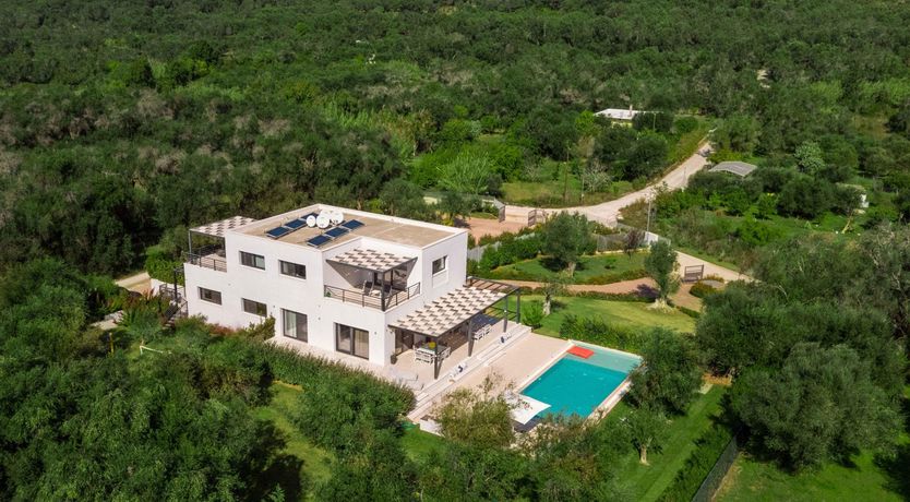 Photo of The Undiscovered Shore