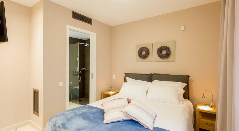 Photo of The Undiscovered Shore