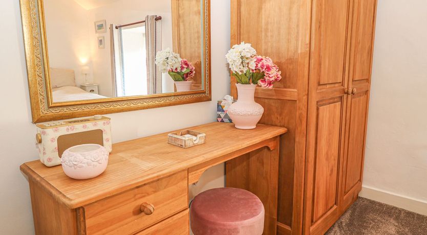 Photo of Royal Oak Cottage