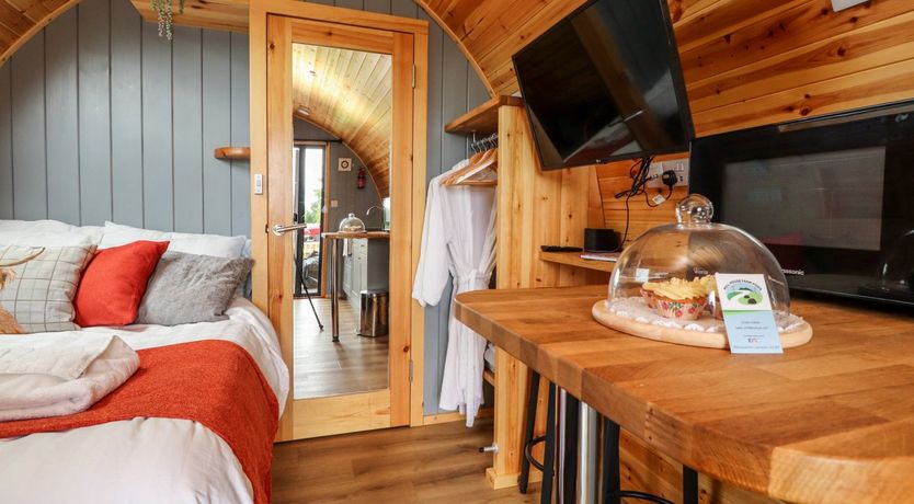 Photo of Jackdaws Den